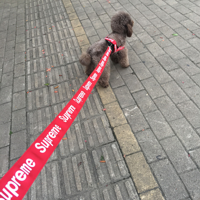 シュプリーム 犬ペット食器ブランド犬服リード ハーネス 韓国風子供服紹介