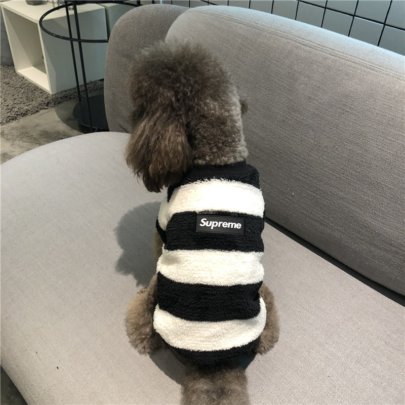 Supreme 犬服