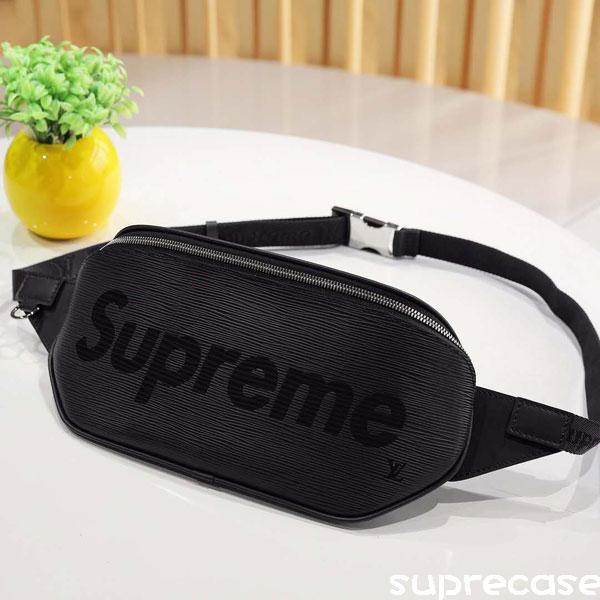 カラーはブラックですSupreme ボディバッグ - ボディーバッグ