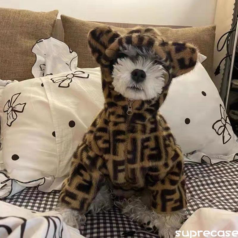 フェンディ ペット服 ドッグウェア ボア フーディ FENDI 犬の