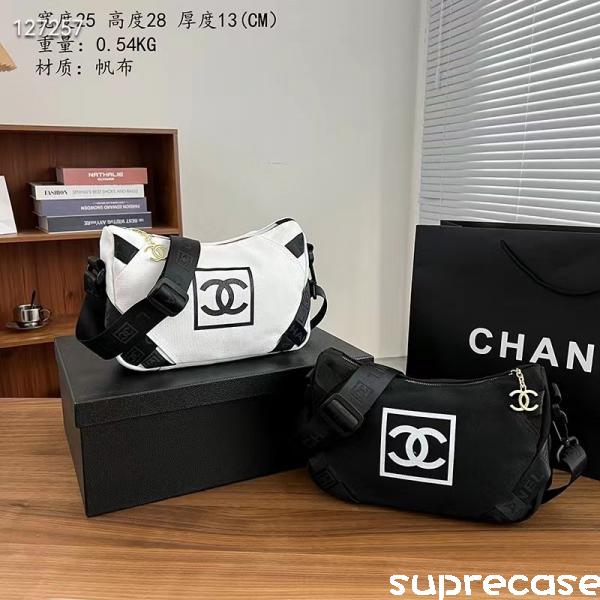 シャネル ショルダーバッグ キャンバス 帆布 ブランド CHANEL かばん