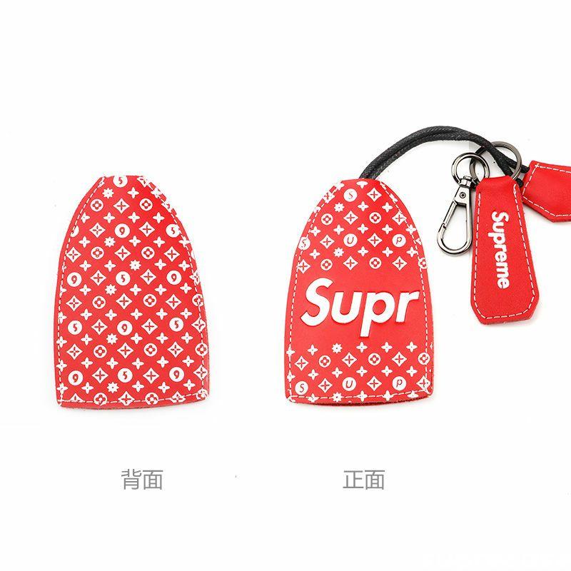 Supreme 車キーケース シュプリーム スマートキーケース レザー キーホルダー カラビナ付き ブランドカー用品