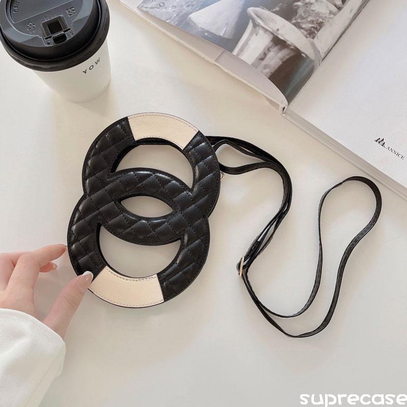 斜めがけ シャネル スマホケース レザー iPhone16/16 Pro/15